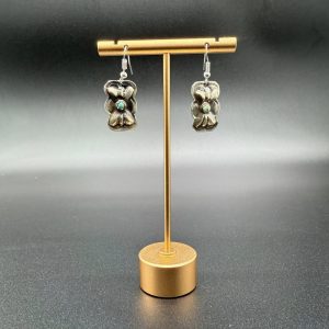 Navajo Handmade Kingman Turquoise